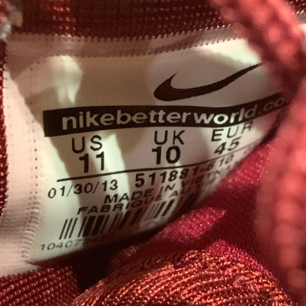 Nike Rosherun Team Red size 11. In great condition - Picture 2 of 7